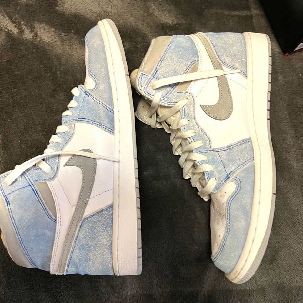 Jordan 1 Retro High OG Hyper Royal Men Shoes Mens Size 12 - Picture 5 of 9